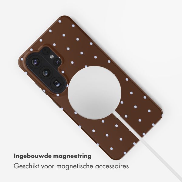Selencia Vivid Backcover met MagSafe Samsung Galaxy S26 Ultra - Happy Dots Chocolate