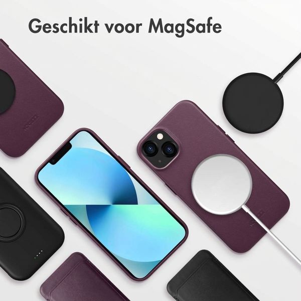 Accezz MagSafe Leather Backcover Apple iPhone 13 - Heath Purple