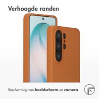 Accezz Liquid Silicone Backcover met MagSafe Samsung Galaxy S26 Ultra - Oranje