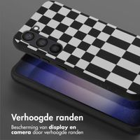 Selencia Siliconen design hoesje met afneembaar koord Samsung Galaxy S23 - Irregular Check Black