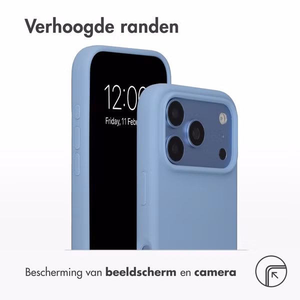 Accezz Liquid Silicone Backcover met MagSafe Apple iPhone 18 Pro / 17 Pro - Lichtblauw