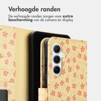 imoshion Design Bookcase Samsung Galaxy A56 - Sunny Yellow Petite Flowers