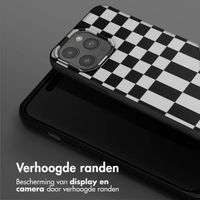 Selencia Siliconen design hoesje met afneembaar koord iPhone 15 Pro Max - Irregular Check Black