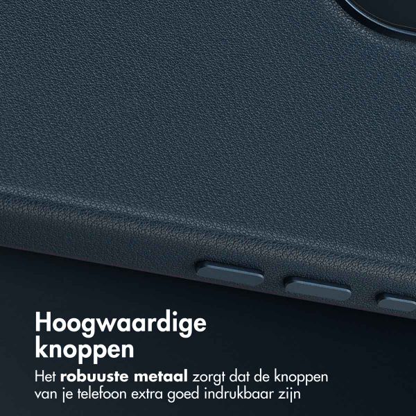 Accezz MagSafe Leather Backcover Apple iPhone 17 - Nightfall Blue