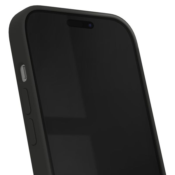 iDeal of Sweden Silicone Case met MagSafe Apple iPhone 17e / 16e / 15 / 14 / 13 - Black