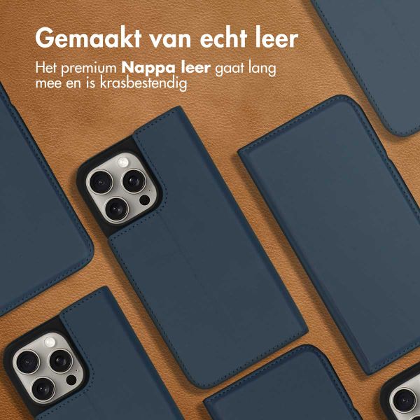 Accezz Premium Leather Slim Bookcase Apple iPhone 15 Pro Max - Donkerblauw