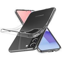 Spigen Liquid Crystal Backcover Samsung Galaxy S22 - Transparant