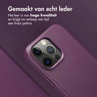 Accezz Leather Bookcase 2-in-1 met MagSafe Apple iPhone 15 Pro Max - Heath Purple