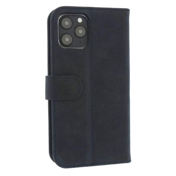 Valenta Classic Luxe Bookcase iPhone 12 (Pro) - Vintage Blue