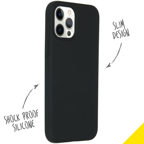 Accezz Liquid Silicone Backcover iPhone 12 Pro Max - Zwart