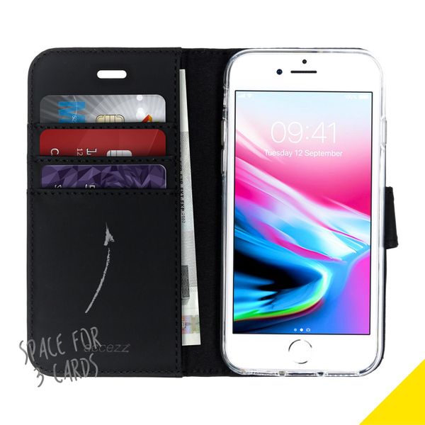 Accezz Wallet Softcase Bookcase Apple iPhone SE (2022 / 2020) / 8 / 7 / 6(s) - Zwart
