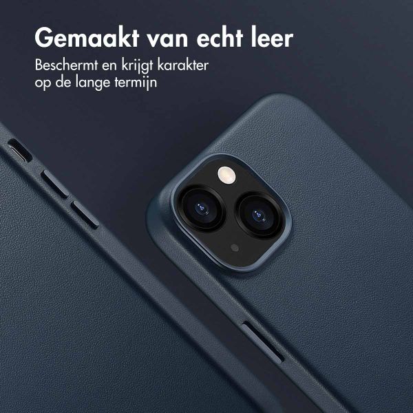 Accezz MagSafe Leather Backcover Apple iPhone 13 - Nightfall Blue