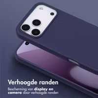 Selencia Siliconen hoesje met afneembaar koord Apple iPhone 17 Pro Max - Donkerblauw