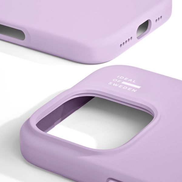 iDeal of Sweden Silicone Case met MagSafe Apple iPhone 16 Pro - Lavender Milk