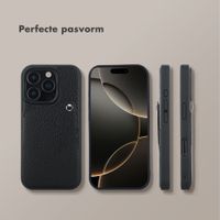 Selencia Riva Backcover met Pashouder Apple iPhone 16 Pro - Zwart