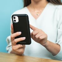 imoshion Backcover met pashouder Apple iPhone SE (2022 / 2020) / 8 / 7 - Zwart