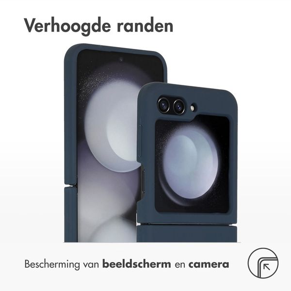Accezz Liquid Silicone Backcover Samsung Galaxy Z Flip 5 - Donkerblauw