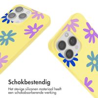 imoshion Siliconen design hoesje met koord Apple iPhone 15 Pro - Yellow Flower Distance