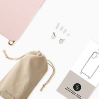 Selencia Rivièra MagSafe Backcover met afneembare haakjes Apple iPhone SE (2022 / 2020) / 8 / 7 - Sorbet Pink