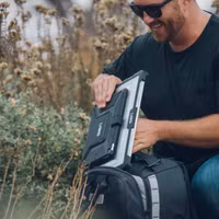 UAG Metropolis Bookcase Apple iPad 9 (2021) 10.2 inch / iPad 8 (2020) 10.2 inch / iPad 7 (2019) 10.2 inch - Zwart