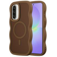 Selencia Wavy Backcover met MagSafe Samsung Galaxy A36 / A56 - Mocha Brown