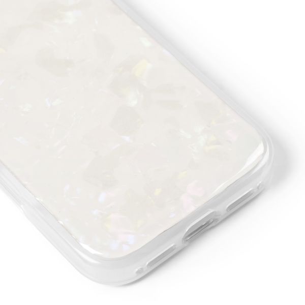 iDeal of Sweden Pearlized Case iPhone 16 - Wit