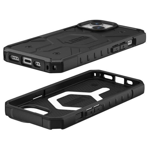 UAG Pathfinder Backcover MagSafe Apple iPhone 15 - Zwart