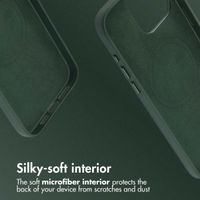 Accezz Leather Back Cover with MagSafe Apple iPhone 15 Pro Max - Cedar Green