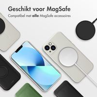 imoshion Color Backcover met MagSafe iPhone 13 - Beige