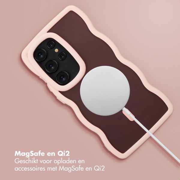 Selencia Wavy Backcover met MagSafe Samsung Galaxy S24 Ultra - Soft Pink