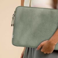 Selencia Corduroy Laptop hoes 13-14 inch - Laptopsleeve -Pistache Cream