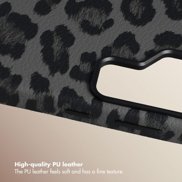 Selencia Sabi Back Cover Panther Print with MagSafe Samsung Galaxy S26 Ultra - Midnight Black