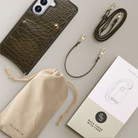 Selencia Nova Croco Telefoonhoes met Koord en Pashouder Samsung Galaxy S26 - Dark Olive