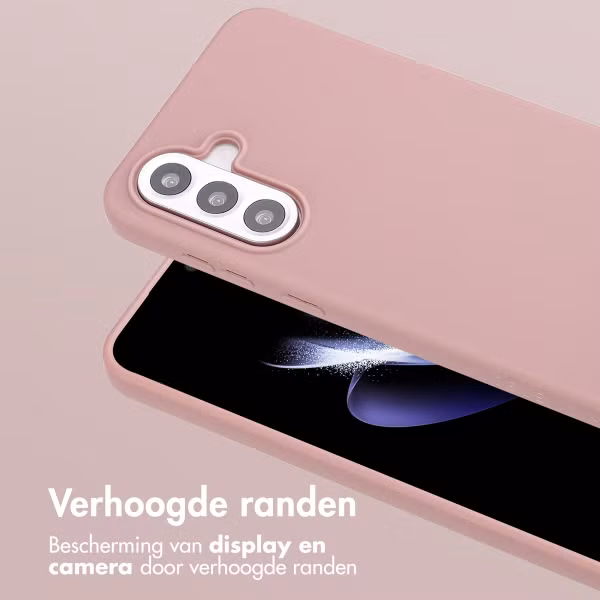 Selencia Siliconen hoesje met afneembaar koord Samsung Galaxy A56 - Sand Pink