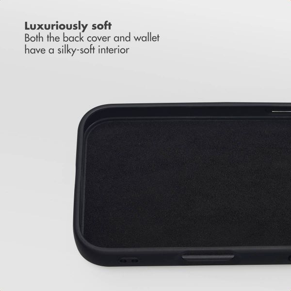 Selencia Olyn Detachable Bookcase with MagSafe Apple iPhone 16 - Black