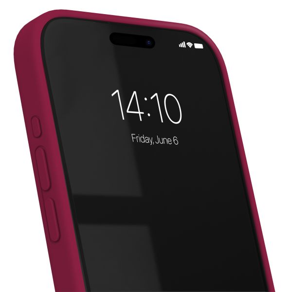 iDeal of Sweden Silicone Case Apple iPhone 14 Pro - Cranberry