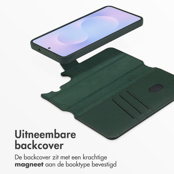 Accezz Leather Bookcase 2-in-1 met MagSafe Samsung Galaxy S26 Plus - Cedar Green