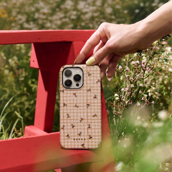 Burga Tough Back Cover with MagSafe Apple iPhone 15 - Honeycomb