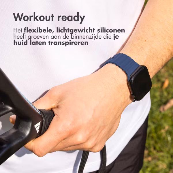 imoshion Athletic siliconenbandje Apple Watch Series 1 t/m 10 / SE / Ultra (2) (44/45/46/49 mm) - Donkerblauw