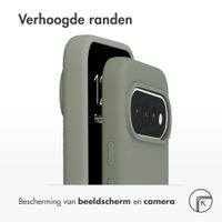 Accezz Liquid Silicone Backcover met MagSafe Google Pixel 11 / 11 Pro / 10 / 10 Pro - Cooper Green