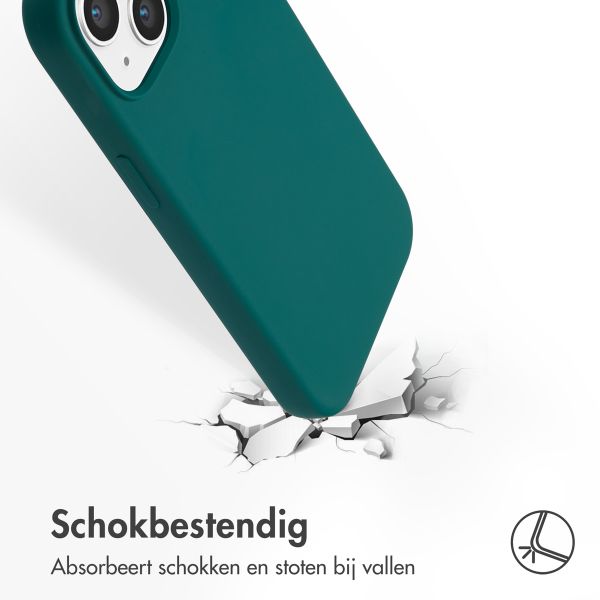 Accezz Liquid Silicone Backcover met MagSafe Apple iPhone 15 - Forest Green