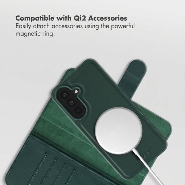 Selencia Olyn Detachable Bookcase with MagSafe Samsung Galaxy A37 (5G) - Green