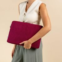 Selencia Corduroy Laptop hoes 15-16 inch - Laptopsleeve - Dark Rose