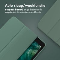Accezz Smart Silicone Bookcase Apple iPad 11 (2025) 11 inch A16 / iPad 10 (2022) 10.9 inch - Donkergroen