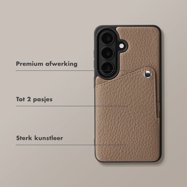 Selencia Riva Backcover met Pashouder Samsung Galaxy S26 - Mocha Brown