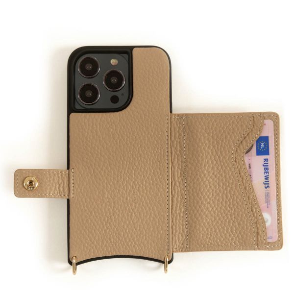 Dutchies MagSafe Backcover met pashouder iPhone 16 - Telefoonkoord niet inbegrepen - Beige