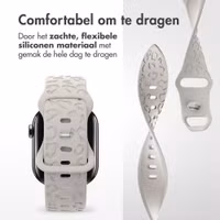 imoshion Siliconen bandje Panterprint Apple Watch Series 1 - 9 / SE (38/40/41 mm) | Series 10 / 11 (42 mm) - Sterrenlicht