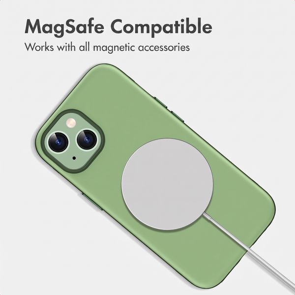 imoshion Colour Back Cover with Thin MagSafe Ring Apple iPhone 15 - Dark Green