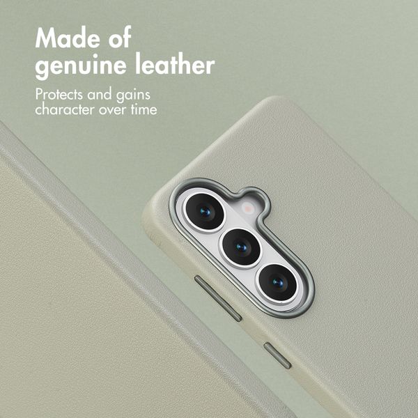 Accezz Leather Back Cover with MagSafe Samsung Galaxy S26 - Light Grey