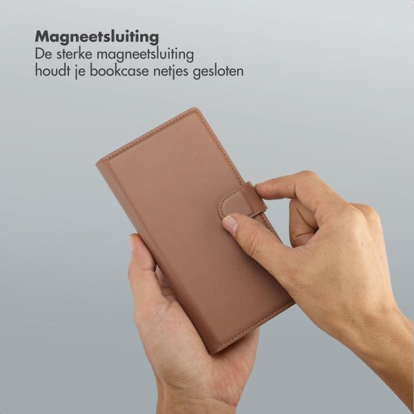 Selencia Olyn Uitneembare Bookcase met MagSafe Samsung Galaxy S25 Ultra - Bruin